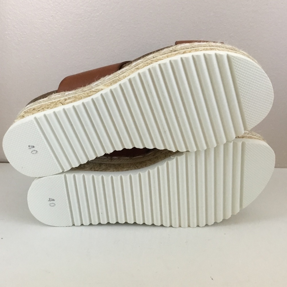 NWT Five Worlds Juniper Leather Platform Sandals (10) - Picture 7 of 9